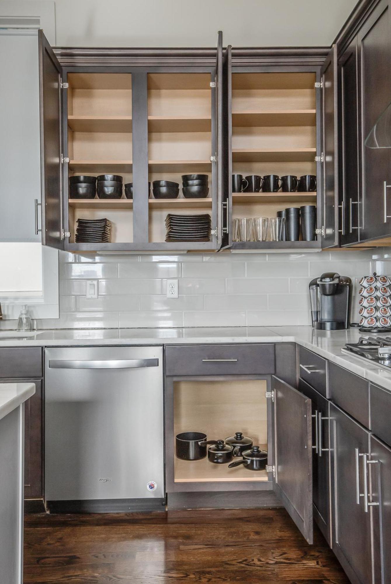 Whiskey House With Rooftop Golf, City Views! 8Min To Downtown! Sleeps 9! Nashville Exteriör bild