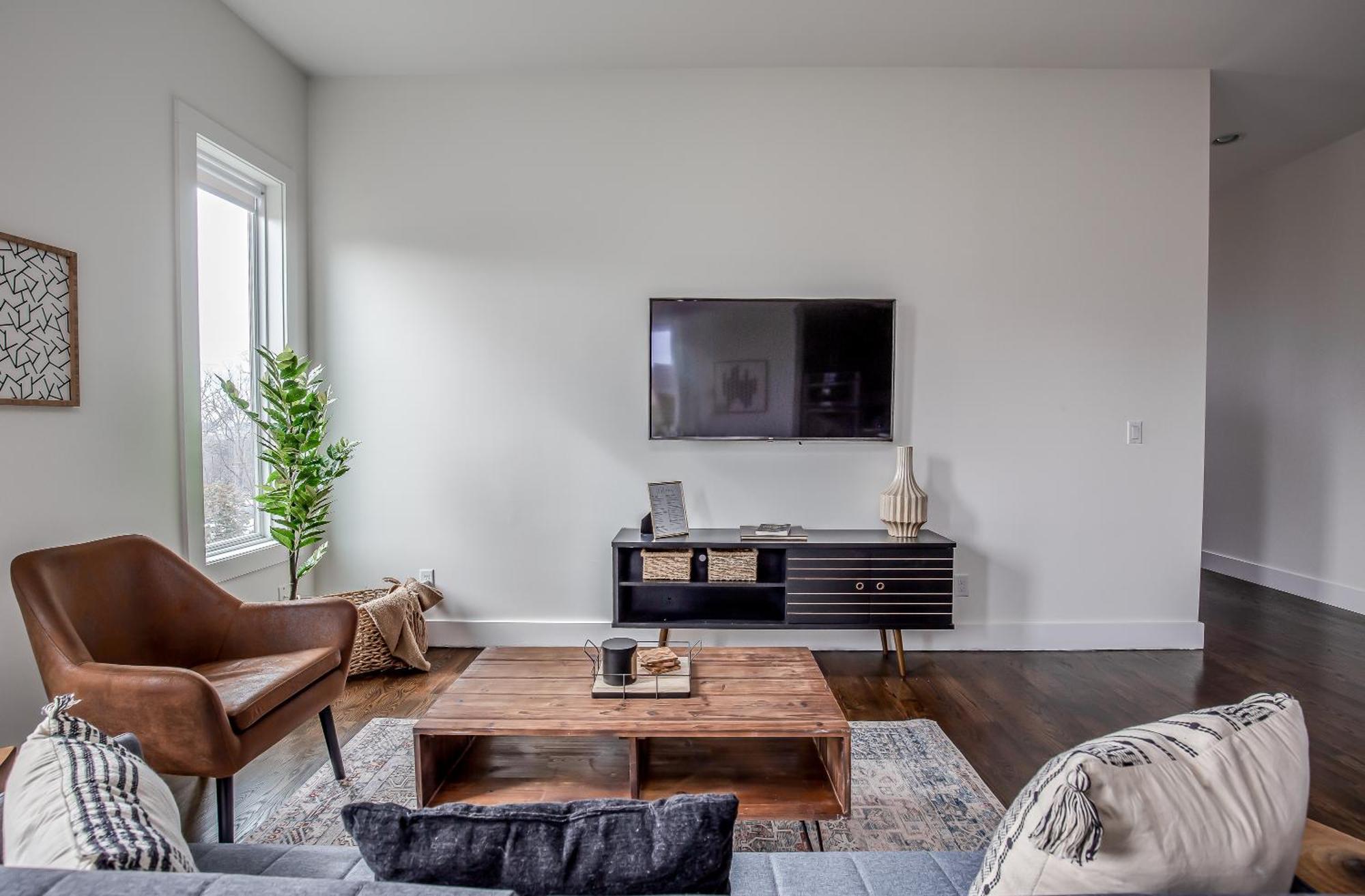 Whiskey House With Rooftop Golf, City Views! 8Min To Downtown! Sleeps 9! Nashville Exteriör bild