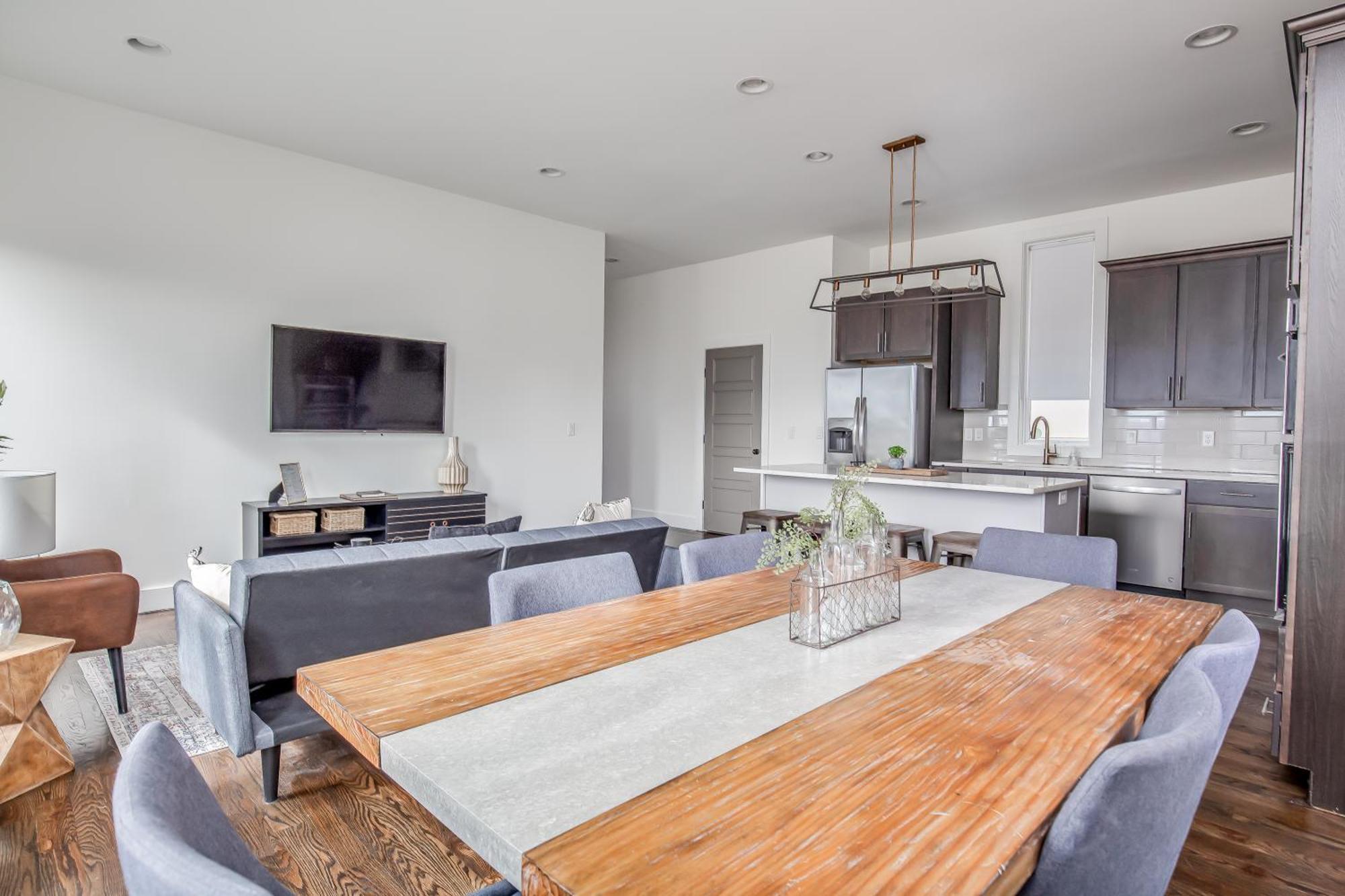 Whiskey House With Rooftop Golf, City Views! 8Min To Downtown! Sleeps 9! Nashville Exteriör bild