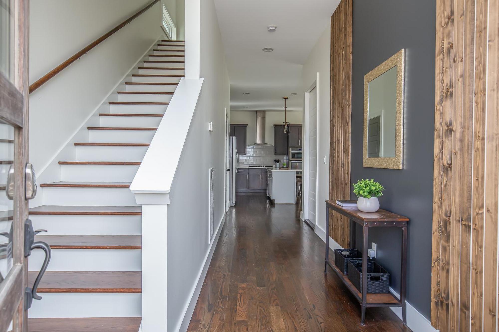 Whiskey House With Rooftop Golf, City Views! 8Min To Downtown! Sleeps 9! Nashville Exteriör bild